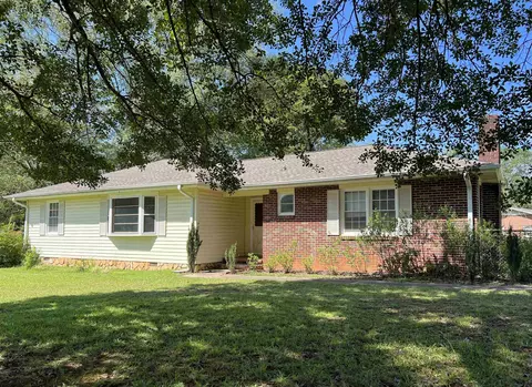 520 Lucerne Dr, Spartanburg, SC 29302