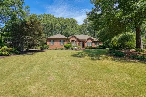 164 Woodridge Dr, Spartanburg, SC 29301