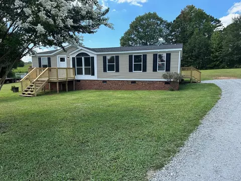 240 Summer Meadow Trl, Campobello, SC 29322