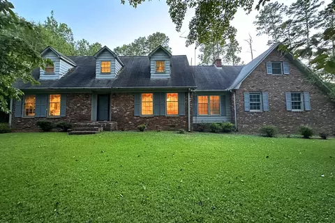 135 Laurel Cv, Gaffney, SC 29340