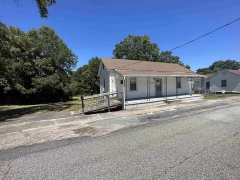 202 Spring St, Union, SC 29379 photo 6
