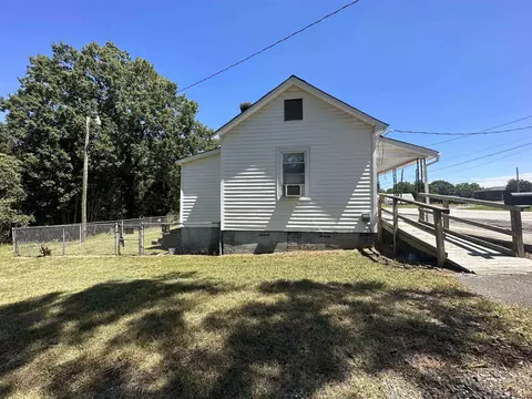 202 Spring St, Union, SC 29379 photo 3