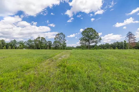1095 Swofford Dr, Cowpens, SC 29330