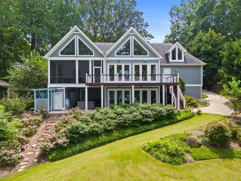 136 Lake Bowen Dr, Inman, SC 29349
