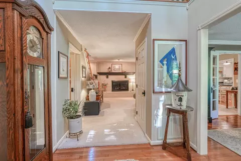 150 E Wallace Rd, Campobello, SC 29322 photo 4
