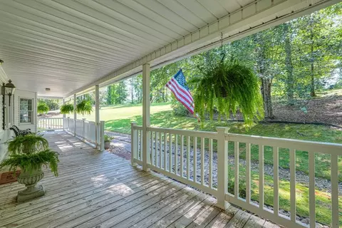 150 E Wallace Rd, Campobello, SC 29322 photo 3