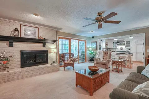 150 E Wallace Rd, Campobello, SC 29322 photo 9
