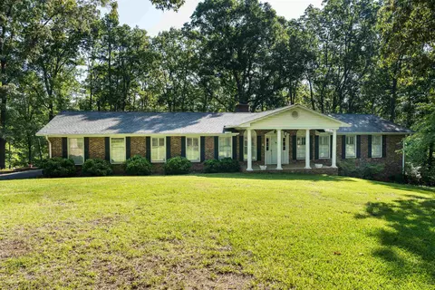 160 Wedgewood Pl, Spartanburg, SC 29302