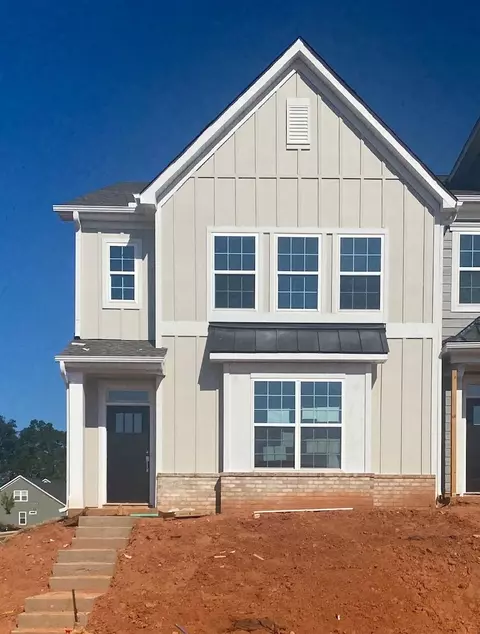 220 Wakelon Dr, Greer, SC 29651