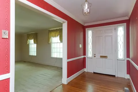 92 E Main St, Inman, SC 29349 photo 5