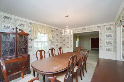 92 E Main St, Inman, SC 29349 photo 8