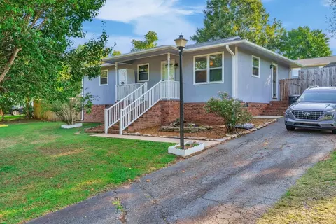 110 Everest Dr, Inman, SC 29349