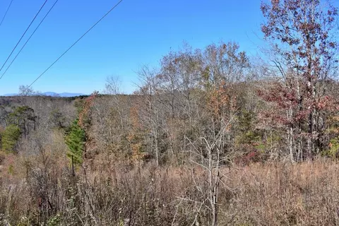 105 Melba Ln, Inman, SC 29349