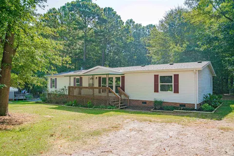 2768 Abercrombie Rd, Fountain Inn, SC 29644