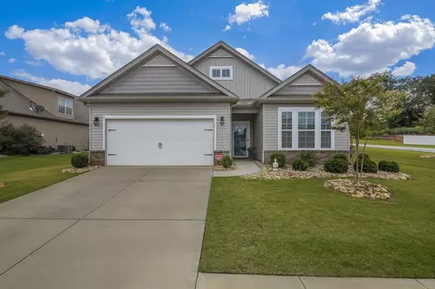925 Deepwood Ct, Boiling Springs, SC 29316