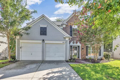 204 Collingsworth Ln, Greenville, SC 29615