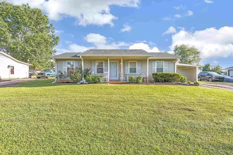 114 Blueberry Lane Ln, Inman, SC 29349