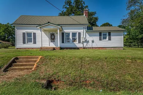 737 Martin Camp Rd, Chesnee, SC 29323