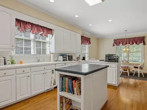 301 E Killarney Lk, Moore, SC 29369 photo 10