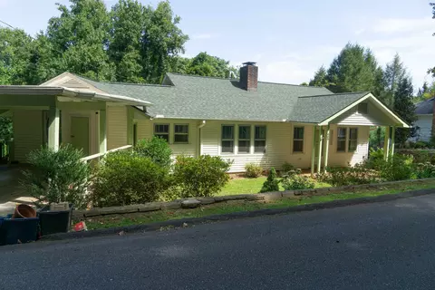 409 Lockhart Rd, Tryon, NC 28782 photo 5