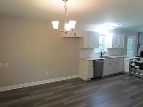 412 Odom Rd, Easley, SC 29642 photo 9