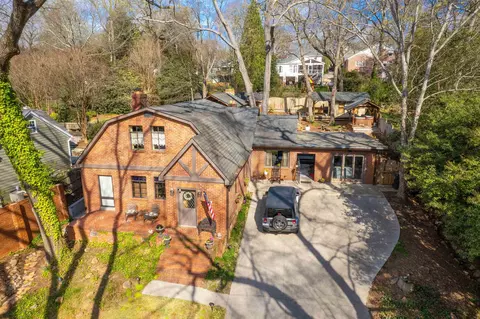 21 Rock Creek Dr, Greenville, SC 29605