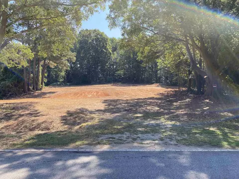 2831 Cedar Springs Dr, Spartanburg, SC 29302