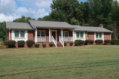 1005 Monarch Hwy, Union, SC 29379