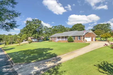 113 Twin Lakes Dr, Moore, SC 29369