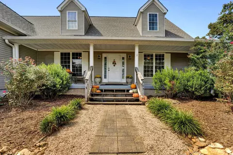 365 Loop Rd, Campobello, SC 29322 photo 4