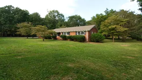 506 Eastway Dr, Spartanburg, SC 29307