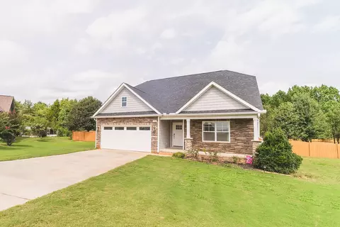 332 Welch Ct, Inman, SC 29349