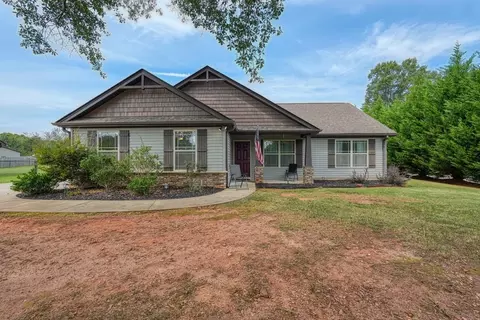 4 Holcombe Rd, Lyman, SC 29365