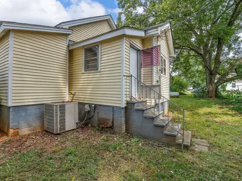 15 Chestnut St, Startex, SC 29377 photo 20