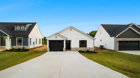 134 Lowe Rd, Chesnee, SC 29323 photo 2