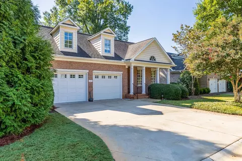 207 Arbours Commons Ct, Spartanburg, SC 29307