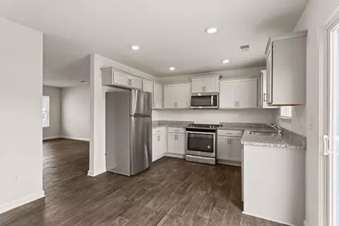 1209 Murdock Cir, Greer, SC 29651 photo 8