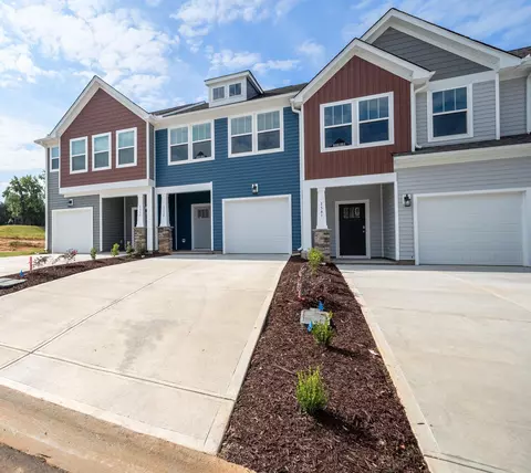 1539 Rivermeade Dr, Moore, SC 29369 photo 2