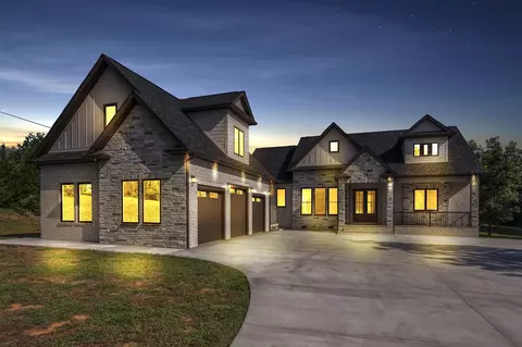 1449 Foster Rd, Inman, SC 29349