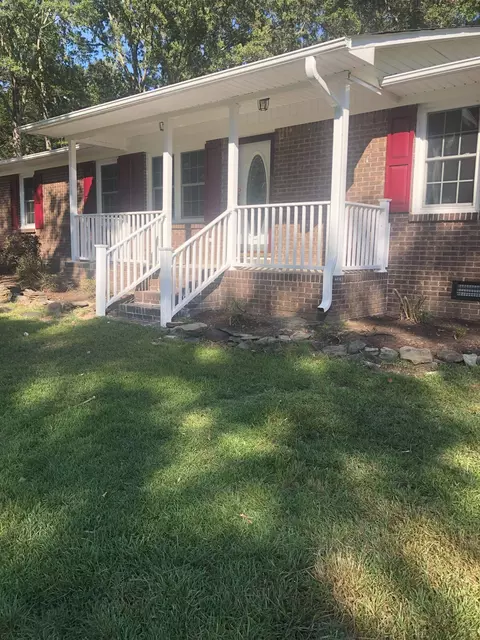127 Garrett Rd, Pacolet, SC 29372