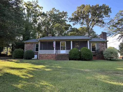 77 Willow St, Lyman, SC 29365