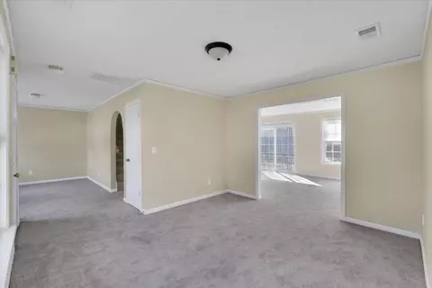 100 Chartwell Dr, Greer, SC 29650 photo 5