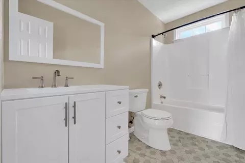 100 Chartwell Dr, Greer, SC 29650 photo 16