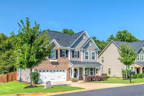 292 Autumn Glen Dr, Spartanburg, SC 29303