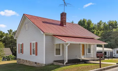 421 C St, Jonesville, SC 29353