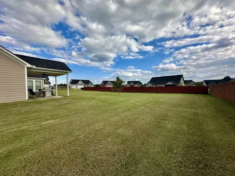 101 Stubby Dr, Duncan, SC 29334 photo 4