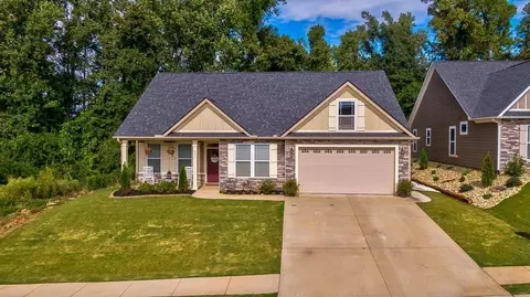 405 S Ackworth Ln, Spartanburg, SC 29301