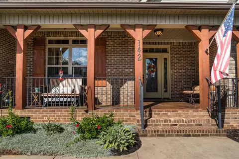 142 Emily Dr, Moore, SC 29369 photo 2