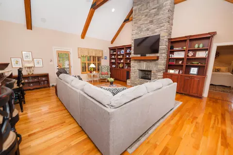 142 Emily Dr, Moore, SC 29369 photo 4