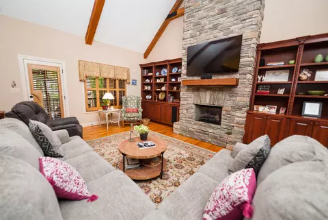142 Emily Dr, Moore, SC 29369 photo 5